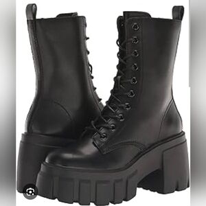 Madden Girl 2" Platform Guster Combat Boots Size 9 EUC
